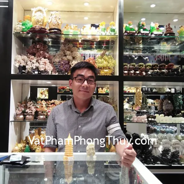 Anh Kiệt - khách hàng mua tỳ hưu Bắc Kinh xanh chuẩn BKX-S và tháp văn xương đá Hoàng Long GM061