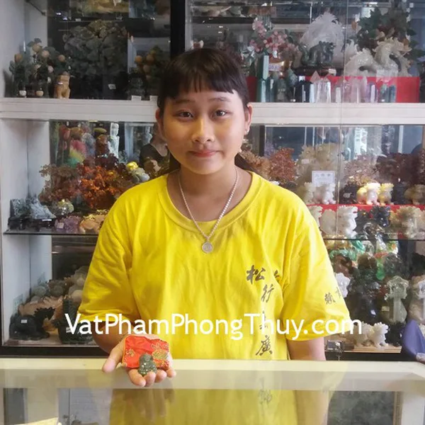 Chị Tuyền - khách hàng mua Quan âm ngọc Phỉ thúy S6322