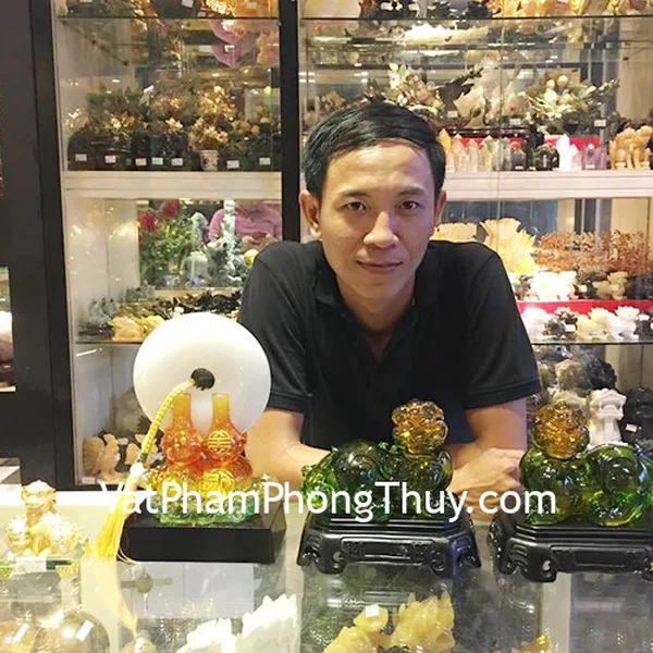 Anh Tài - khách hàng mua Cặp tỳ hưu ngọc xanh lưu ly LN049, Trăng bạch ngọc trên hai hồ lô ngọc LN217, Chó vàng H408G