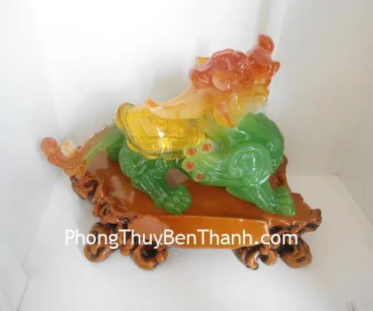 Tỳ hưu vượng tài nạp phước xanh ngọc Y019
