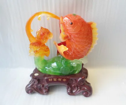 Cá chép đỏ mã não phun lộc - tài phú hữu dư H297G