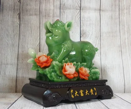 Nữ hoàng ngựa cam ngọc trên núi ngọc mẫu đơn cam đế gỗ- Phú Quý Tiền Trình LN124