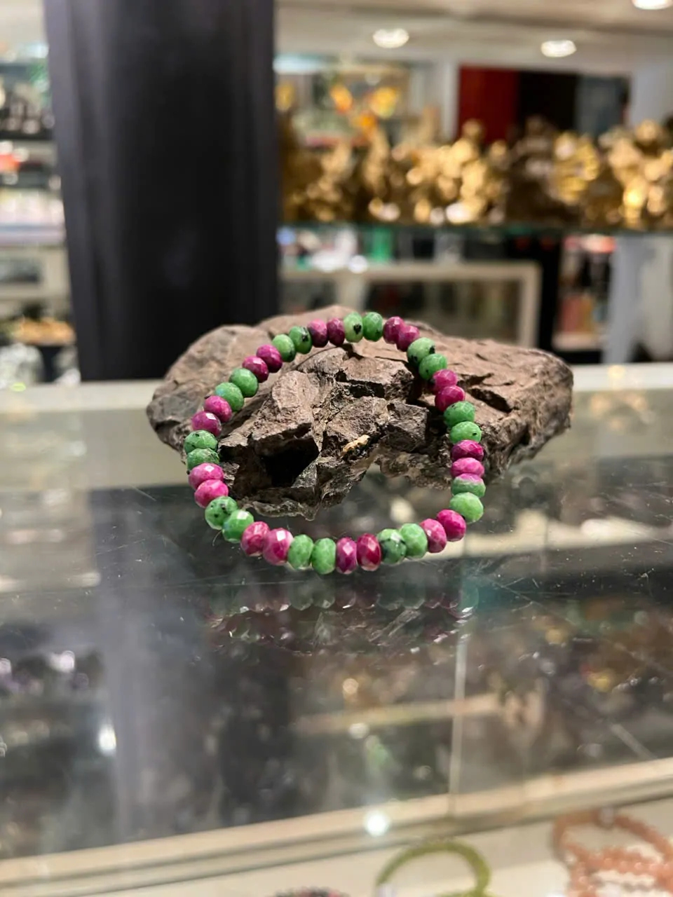 Chuỗi Ruby xanh đỏ vát cạnh (18.9g - 40bi) S6653-S1-6710