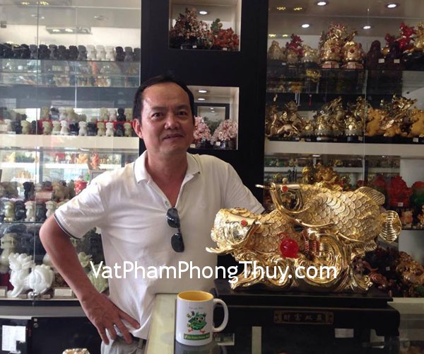 Chú Thanh - khách hàng mua tượng cá A193