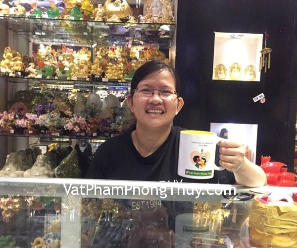 Chị Vương- khách hàng mua mặt tỳ hưu ruby GCN 51084026225 S6287-417